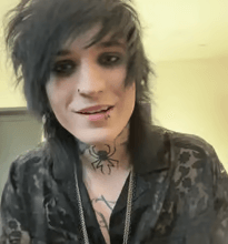 Johnnie Guilbert Height: The Height and Physical Stats of Johnnie Guilbert