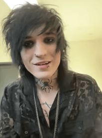 Johnnie Guilbert Height: The Height and Physical Stats of Johnnie Guilbert